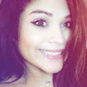 Meet your Posher, Janeliz